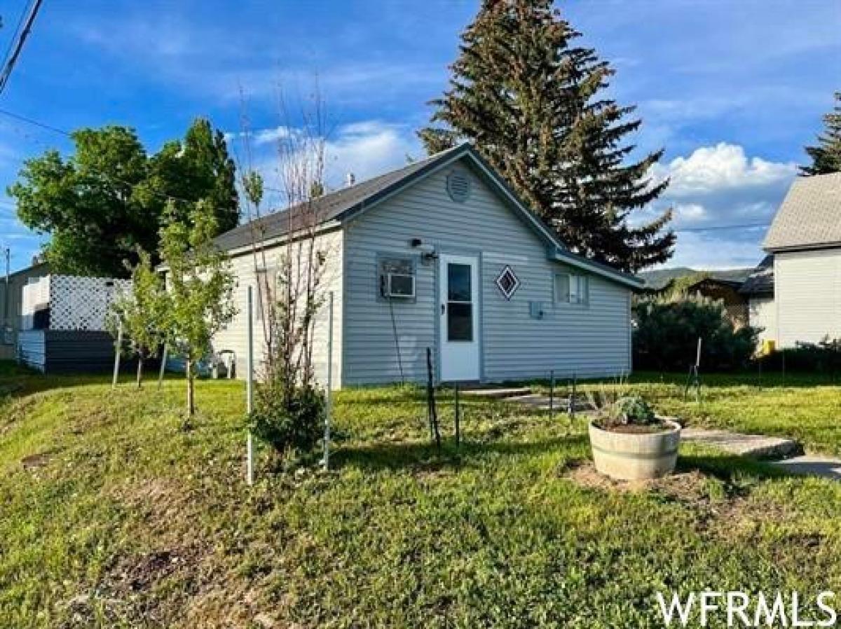 Picture of Home For Sale in Grace, Idaho, United States