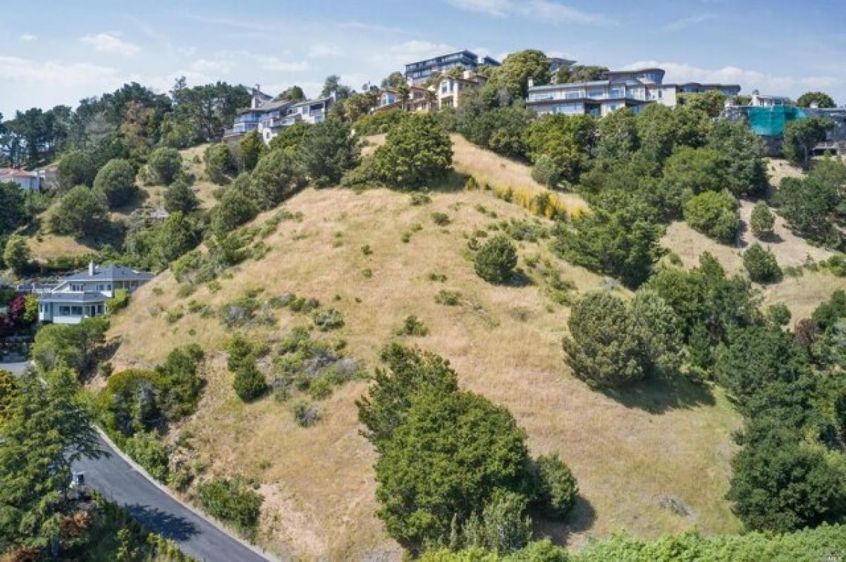 Picture of Residential Land For Sale in Tiburon, California, United States