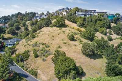 Residential Land For Sale in Tiburon, California
