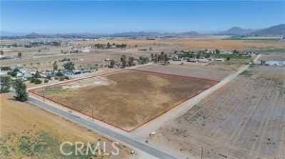 Residential Land For Sale in Winchester, California
