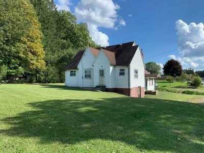 Home For Sale in Craigsville, West Virginia