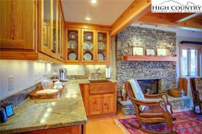 Home For Sale in Sugar Mountain, North Carolina