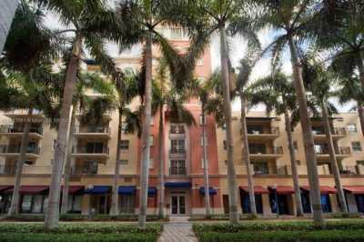 Apartment For Rent in Coral Gables, Florida