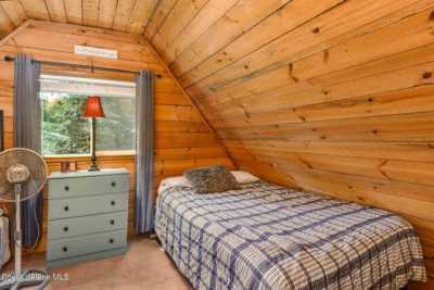 Home For Sale in Priest Lake, Idaho