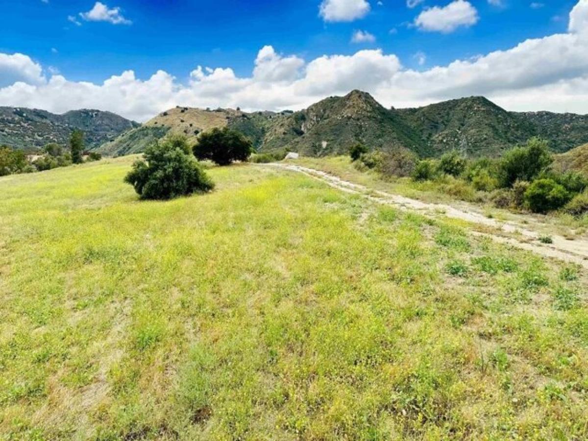 Picture of Home For Sale in Fallbrook, California, United States