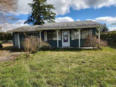 Home For Sale in Yelm, Washington