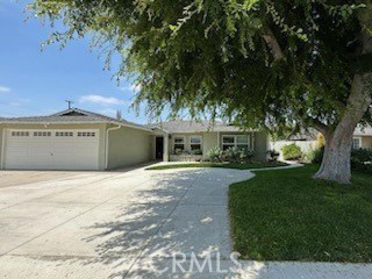 Picture of Home For Sale in Orange, California, United States