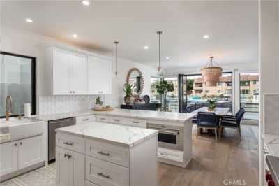 Home For Sale in Huntington Beach, California