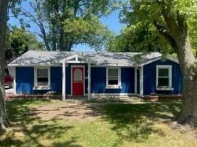 Home For Sale in Danville, Illinois