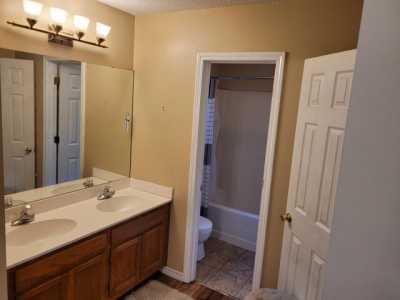Home For Sale in Crestview, Florida