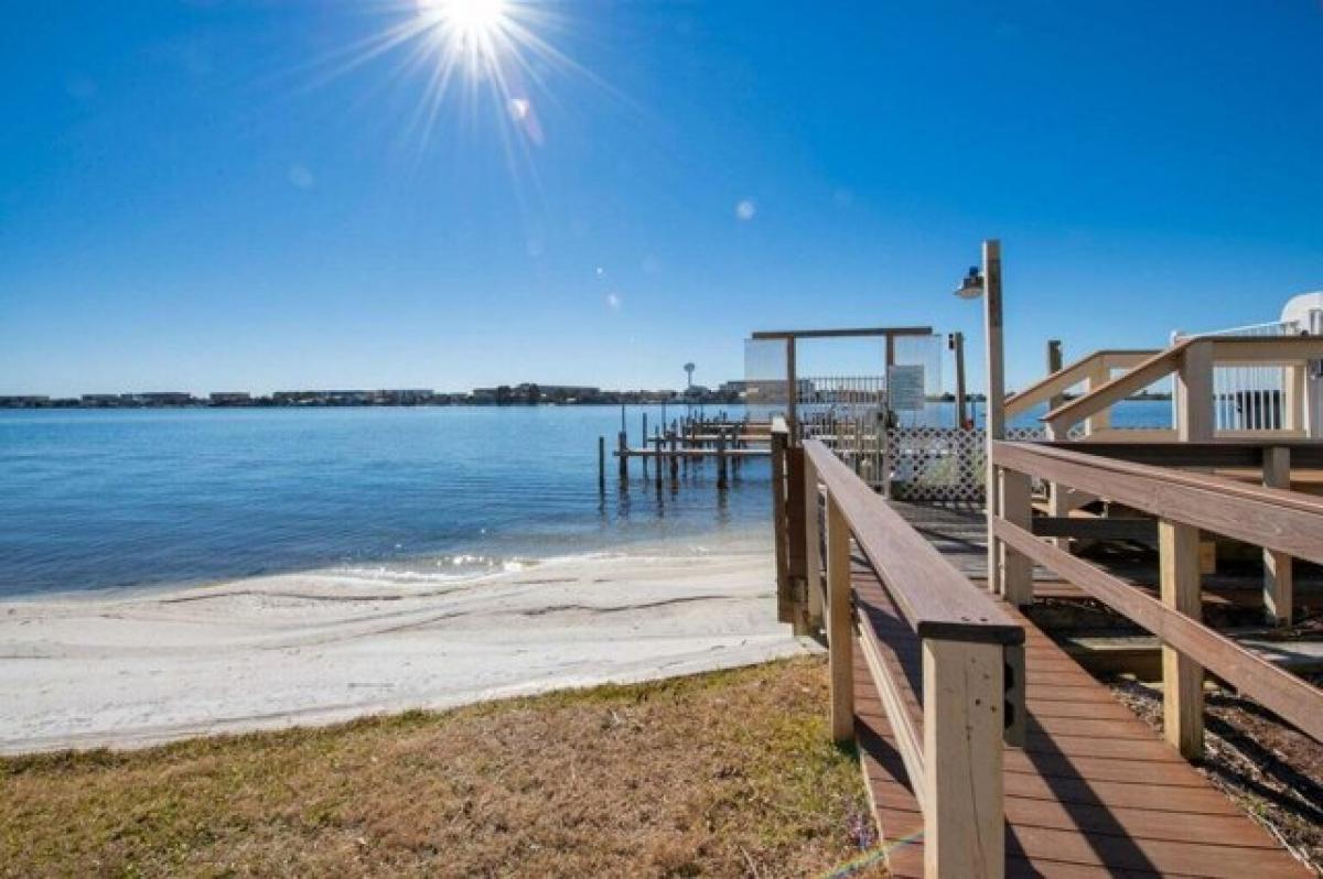 Picture of Home For Sale in Fort Walton Beach, Florida, United States
