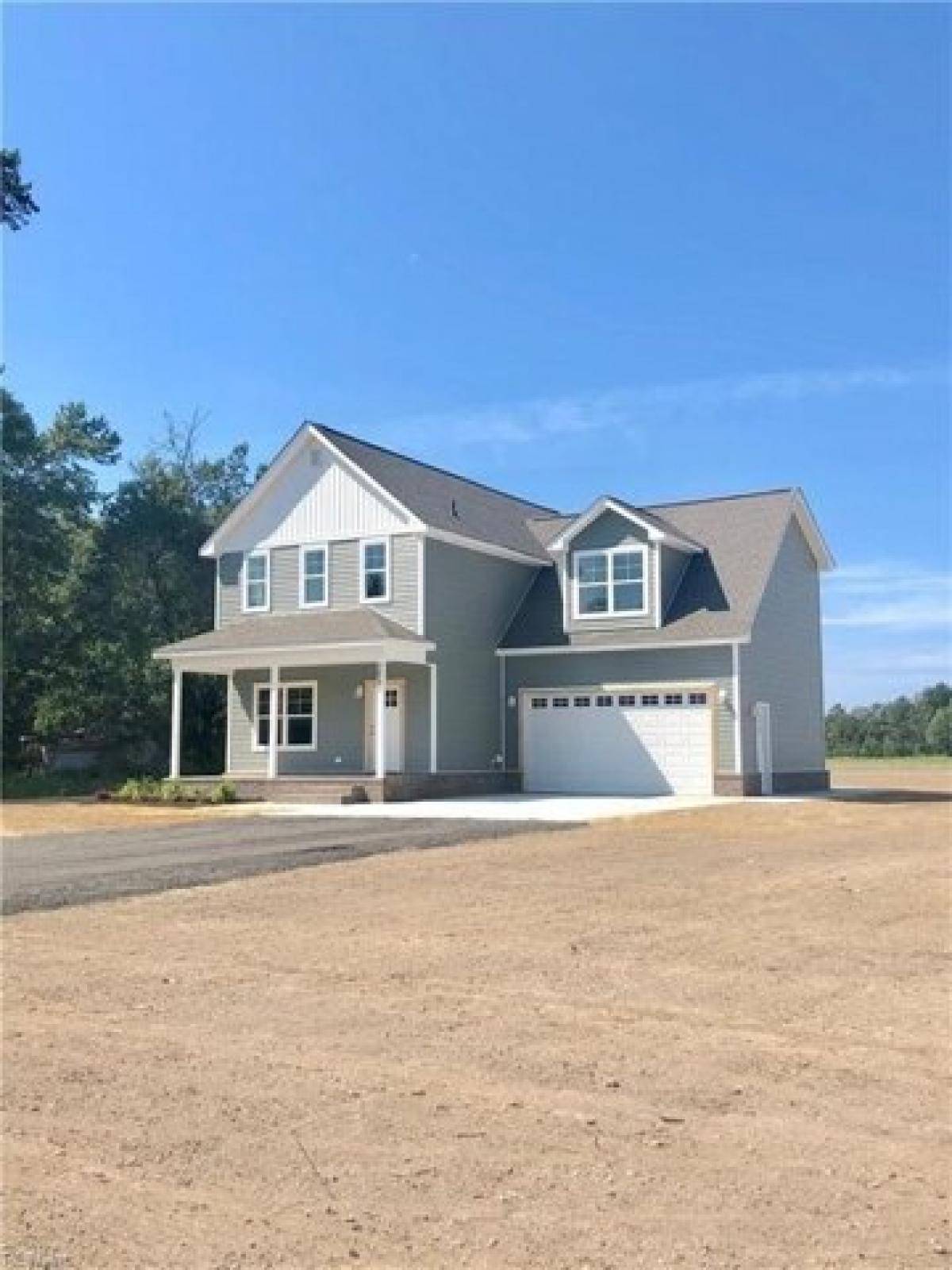 Picture of Home For Sale in Suffolk, Virginia, United States
