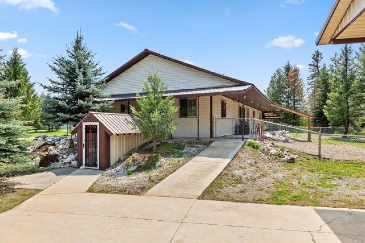 Picture of Home For Sale in Priest River, Idaho, United States