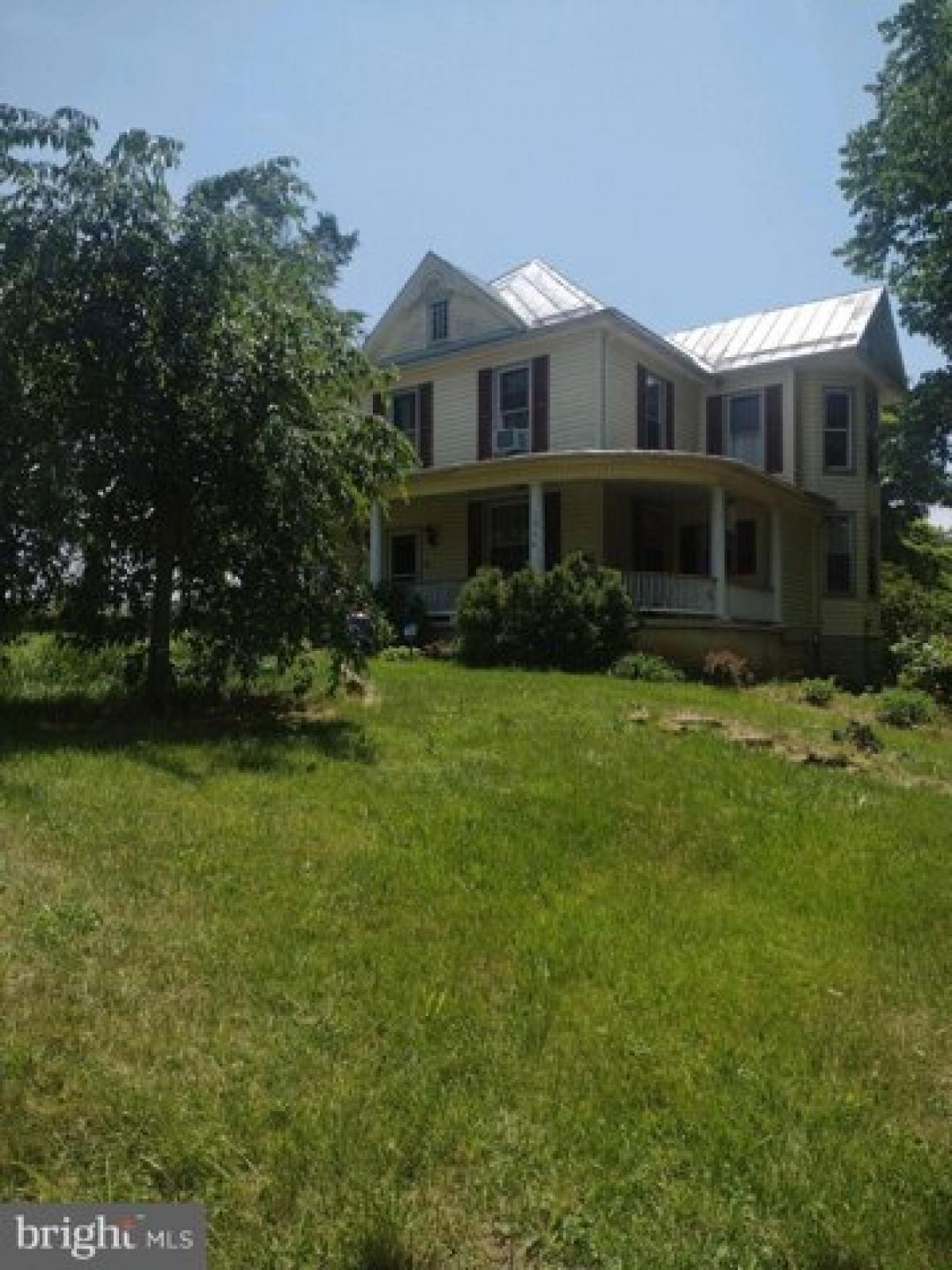 Picture of Home For Sale in Maurertown, Virginia, United States