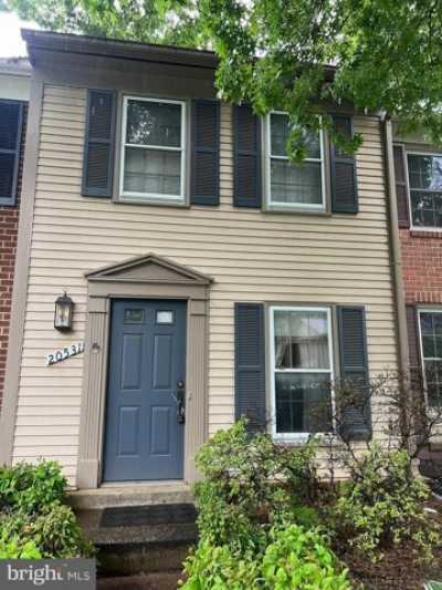 Home For Sale in Montgomery Village, Maryland