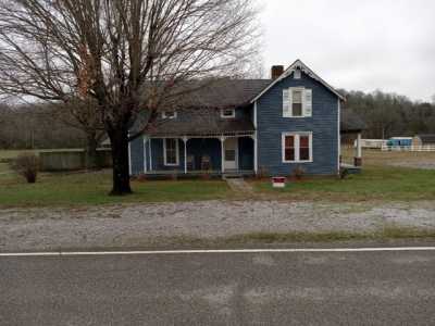 Home For Sale in Dixon Springs, Tennessee