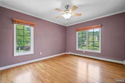 Home For Sale in Old Tappan, New Jersey