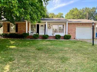 Home For Sale in Carterville, Illinois