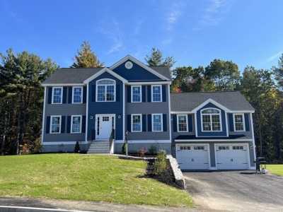 Home For Sale in Dracut, Massachusetts