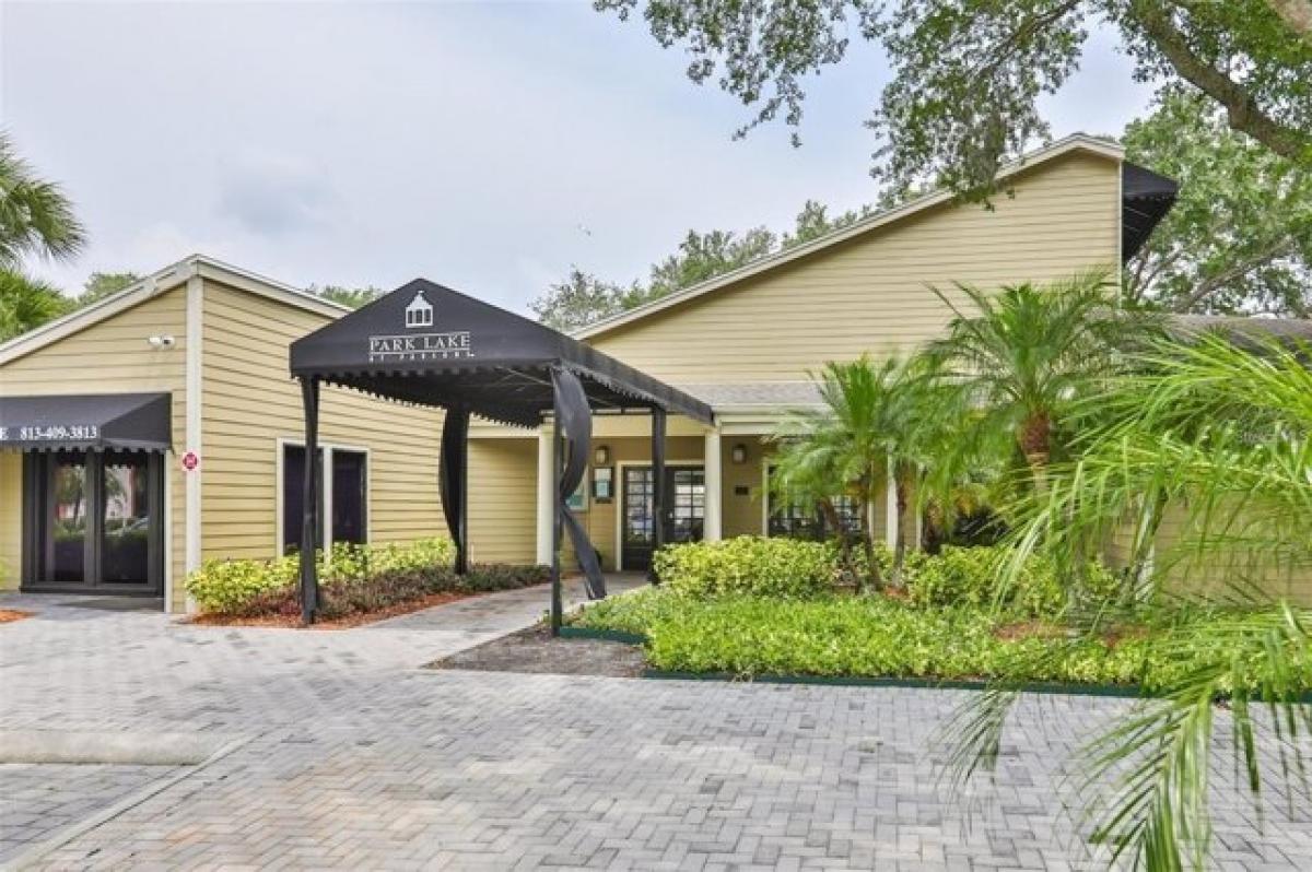 Picture of Home For Sale in Brandon, Florida, United States