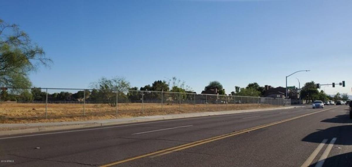 Picture of Residential Land For Sale in Peoria, Arizona, United States