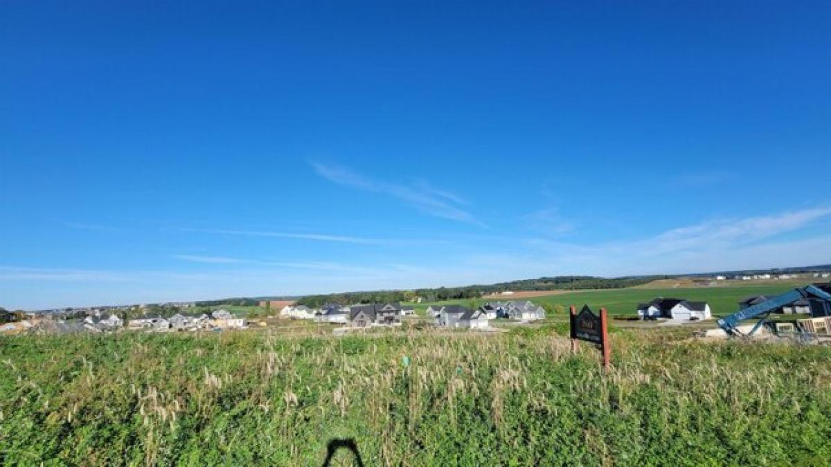 Picture of Residential Land For Sale in Oregon, Wisconsin, United States