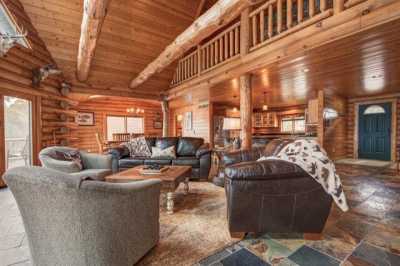 Home For Sale in Spirit Lake, Iowa