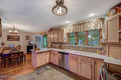 Home For Sale in Mount Pocono, Pennsylvania