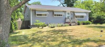 Home For Sale in Darien, Illinois