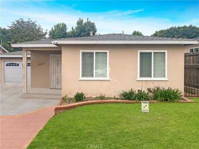 Home For Sale in Lomita, California
