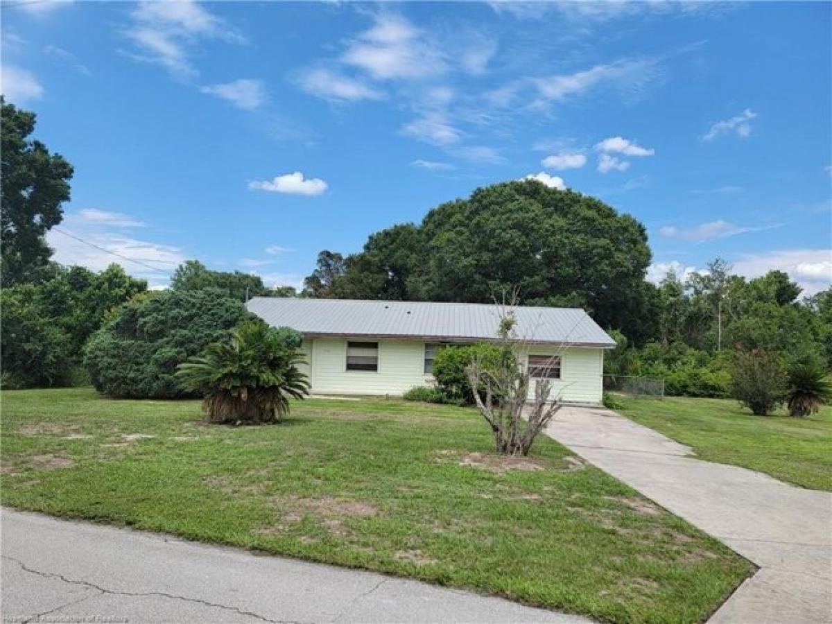 Picture of Home For Sale in Avon Park, Florida, United States