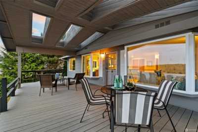 Home For Sale in Longbranch, Washington