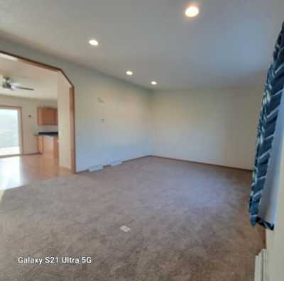 Home For Sale in Oakland, Iowa