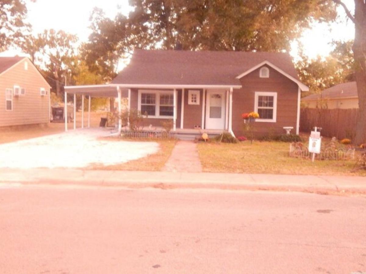 Picture of Home For Sale in Paragould, Arkansas, United States