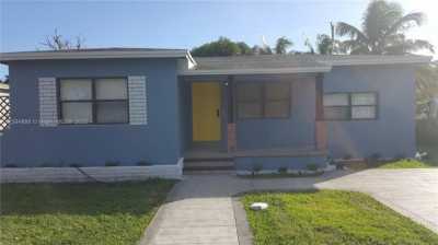 Home For Rent in North Miami Beach, Florida