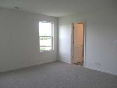 Home For Rent in Cary, Illinois