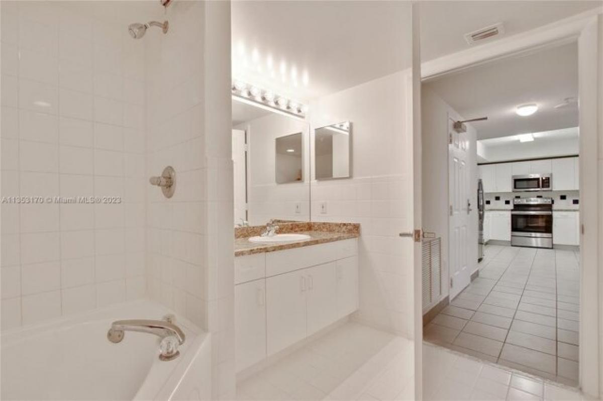 Picture of Apartment For Rent in Miami Beach, Florida, United States