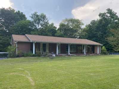 Home For Sale in Cumberland Furnace, Tennessee