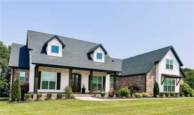 Home For Sale in Fayetteville, Arkansas