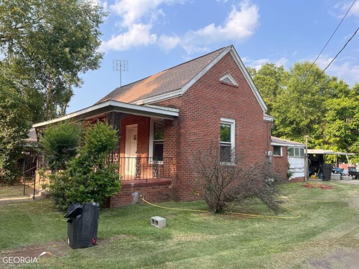 Picture of Home For Sale in Lagrange, Georgia, United States