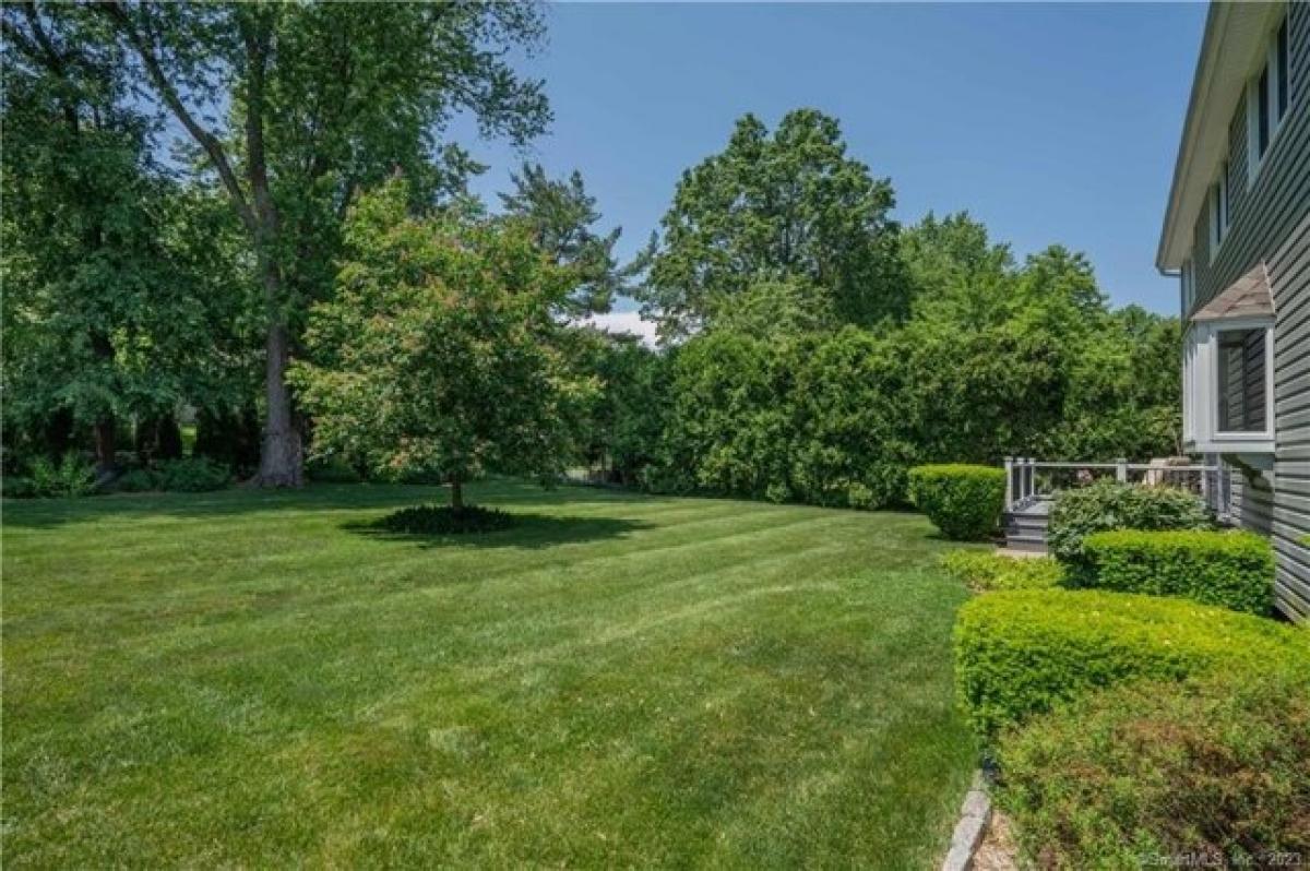 Picture of Home For Sale in Wethersfield, Connecticut, United States