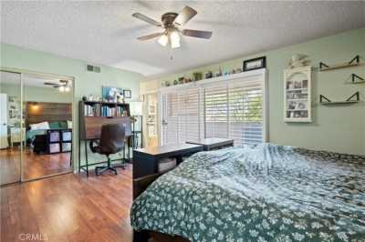 Home For Sale in Newhall, California