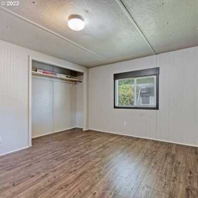 Home For Sale in Creswell, Oregon