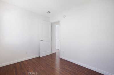 Home For Rent in Newhall, California