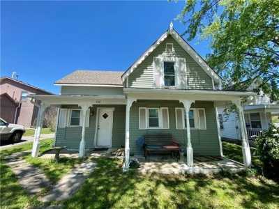 Home For Sale in Tonganoxie, Kansas
