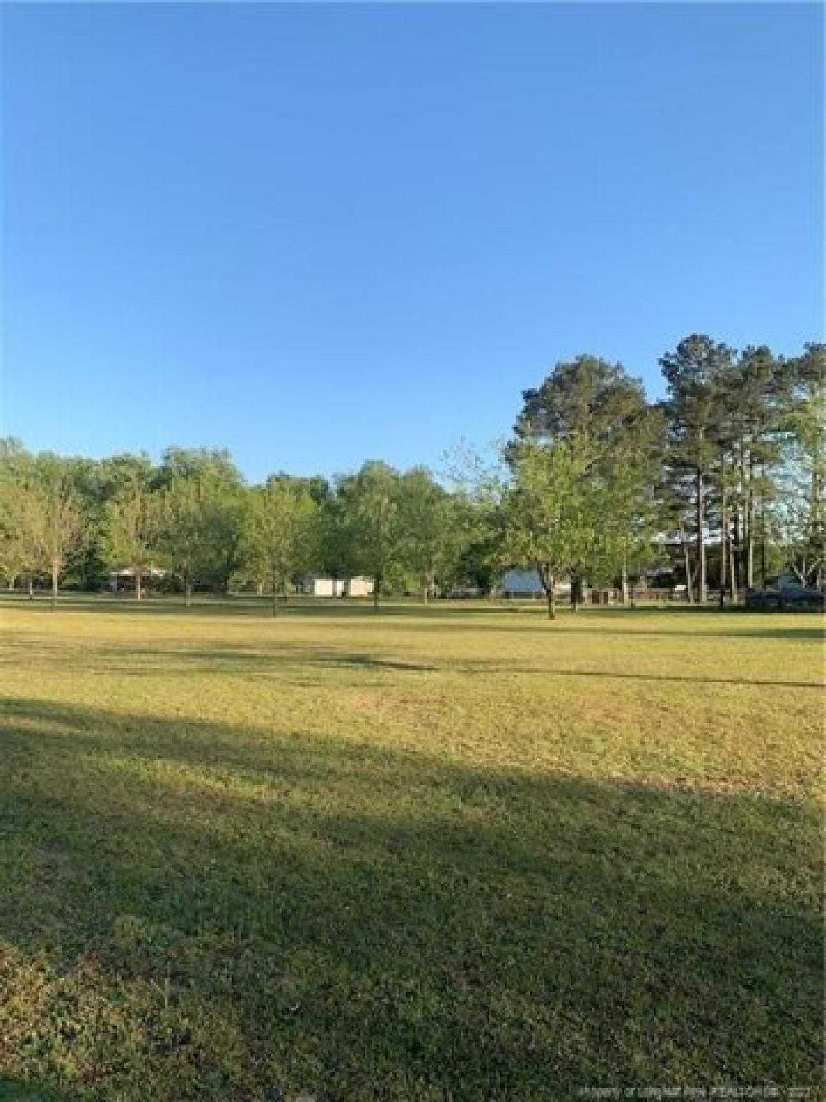 Picture of Residential Land For Sale in Saint Pauls, North Carolina, United States