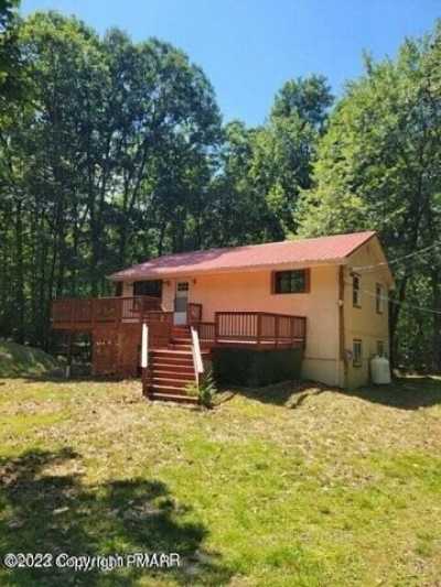 Home For Sale in Bushkill, Pennsylvania