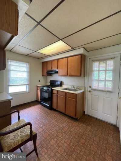 Home For Sale in Willow Grove, Pennsylvania