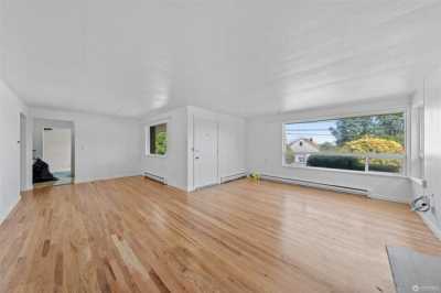 Home For Sale in Bremerton, Washington