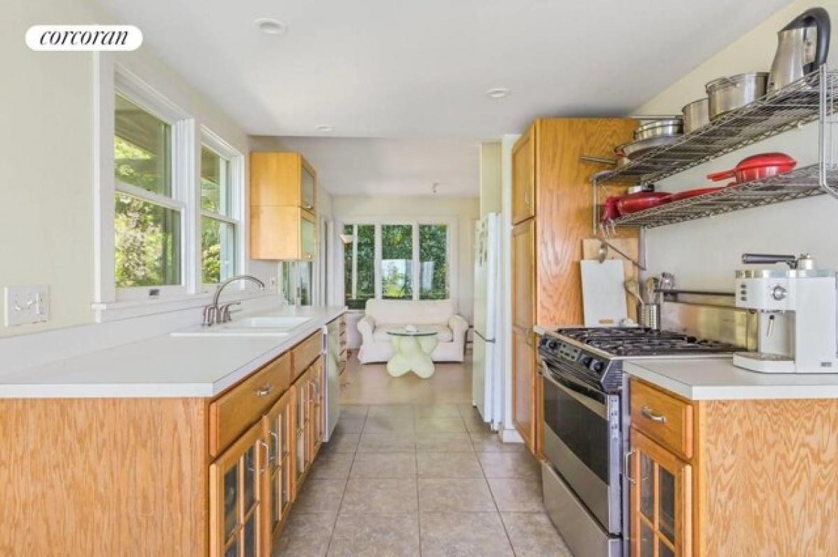 Picture of Home For Sale in Peconic, New York, United States